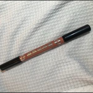 Buxom lip liner - color: Stealth